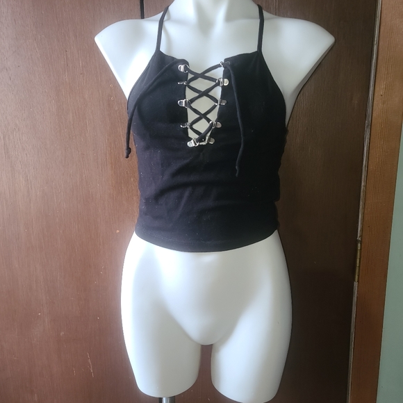 Black crop top - Picture 1 of 4